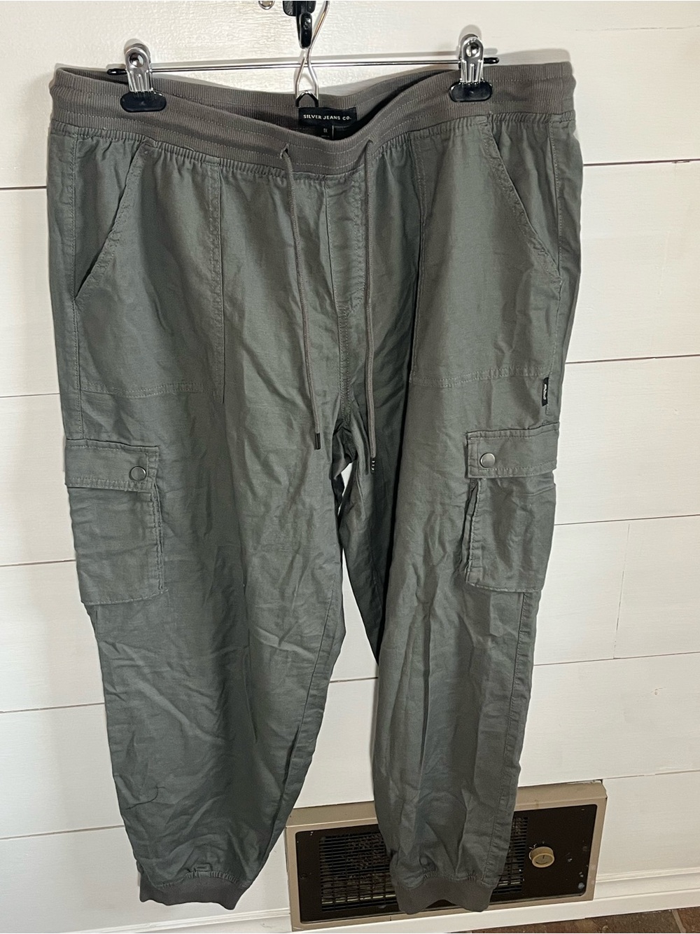 Silver Jeans Olive Green Cargo Jogger Pants